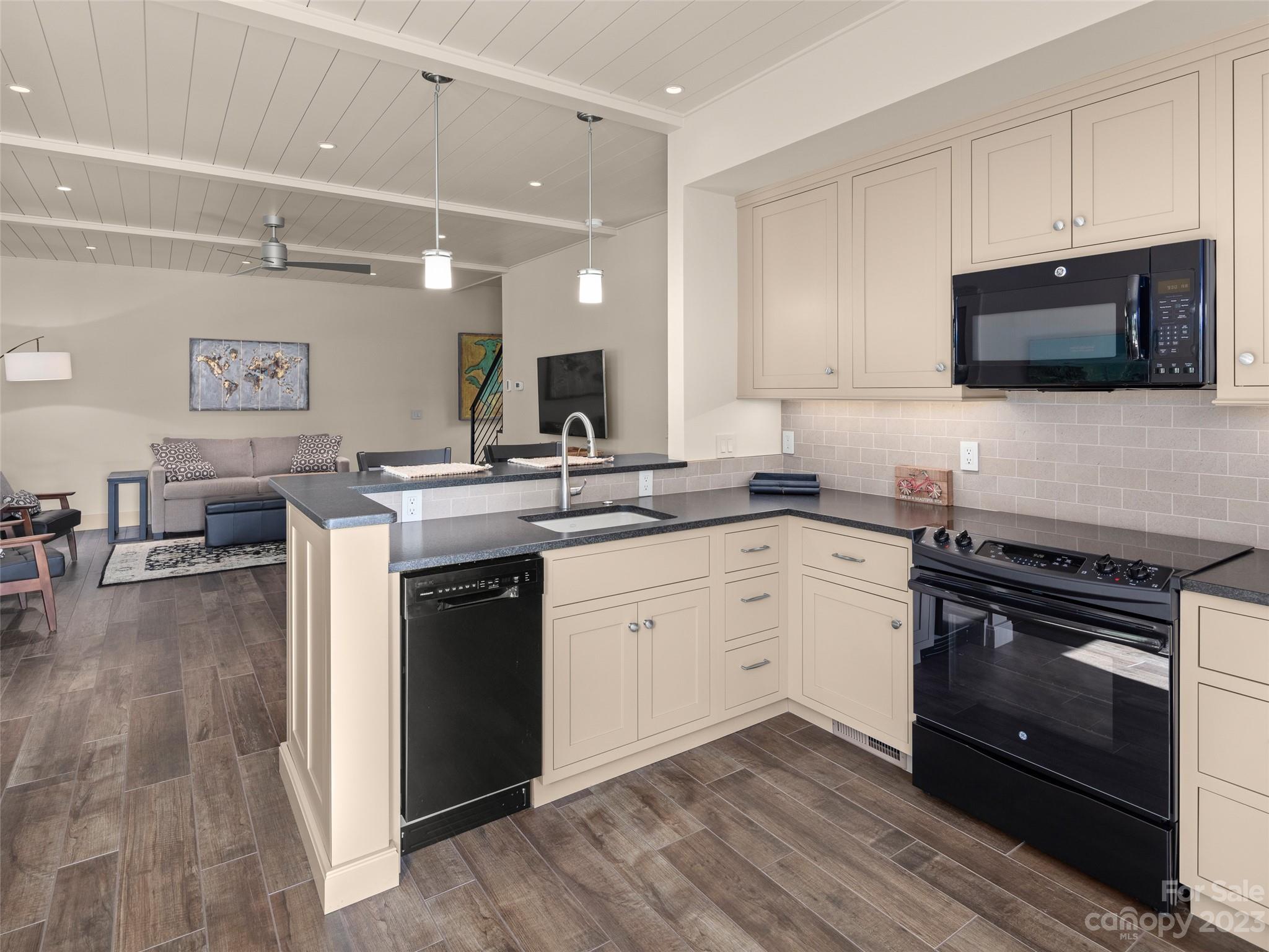 Ashbrook Farms - Residential