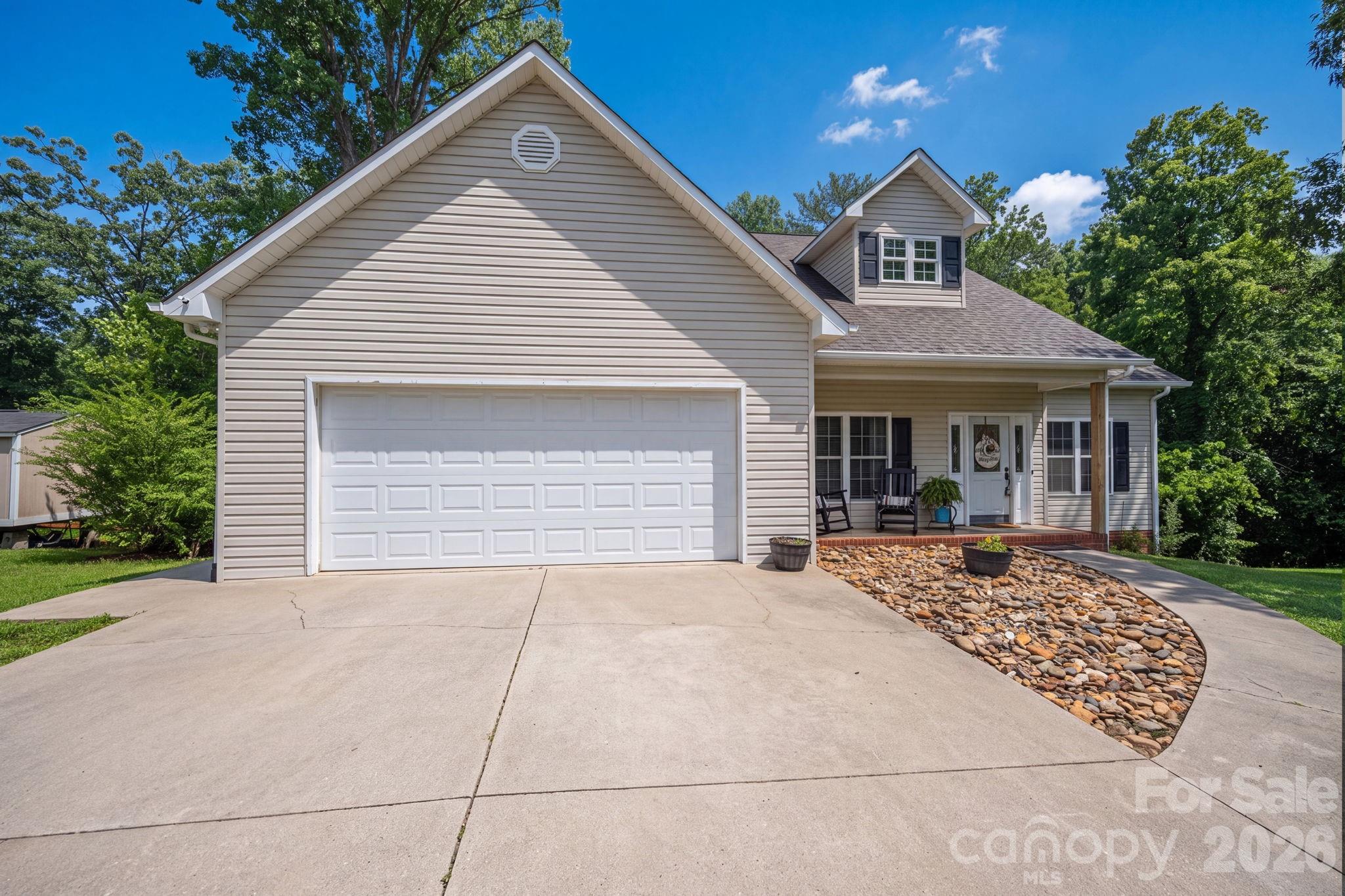 142 Azalea Drive