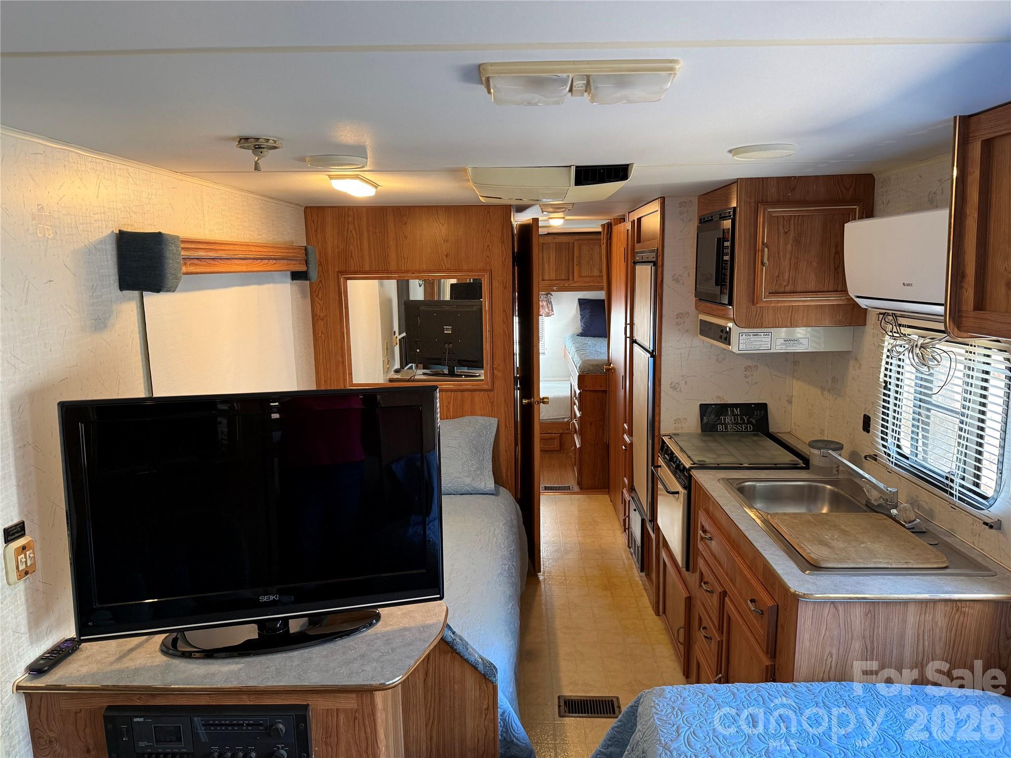 Twin Harbor - Residential