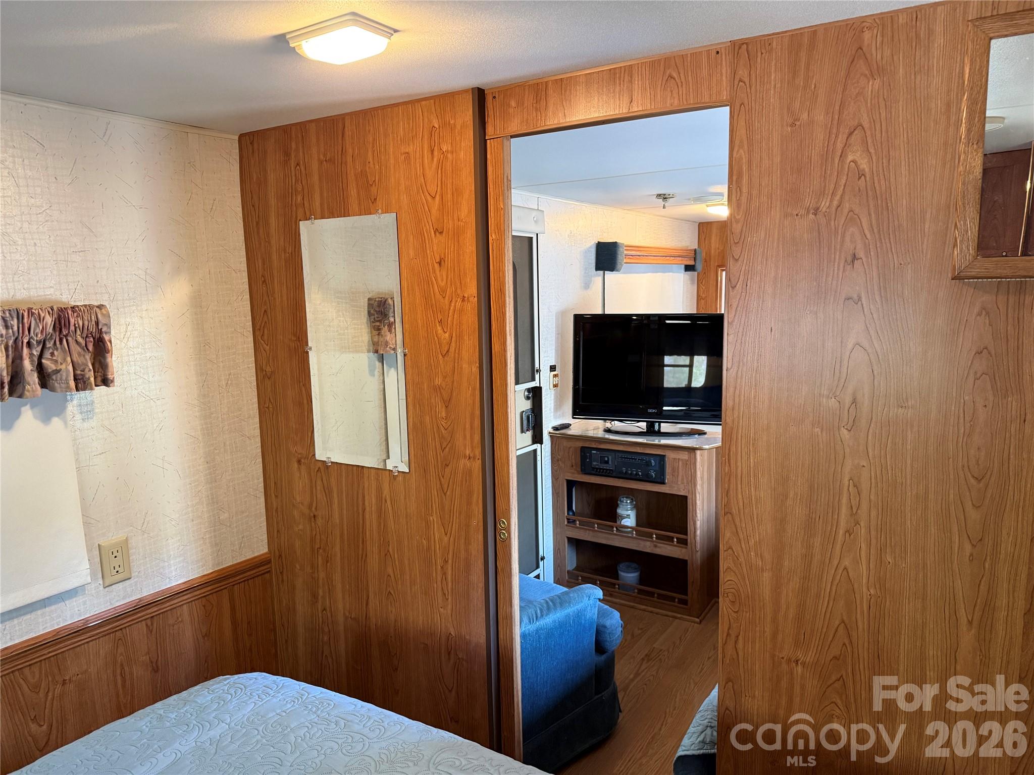 Twin Harbor - Residential