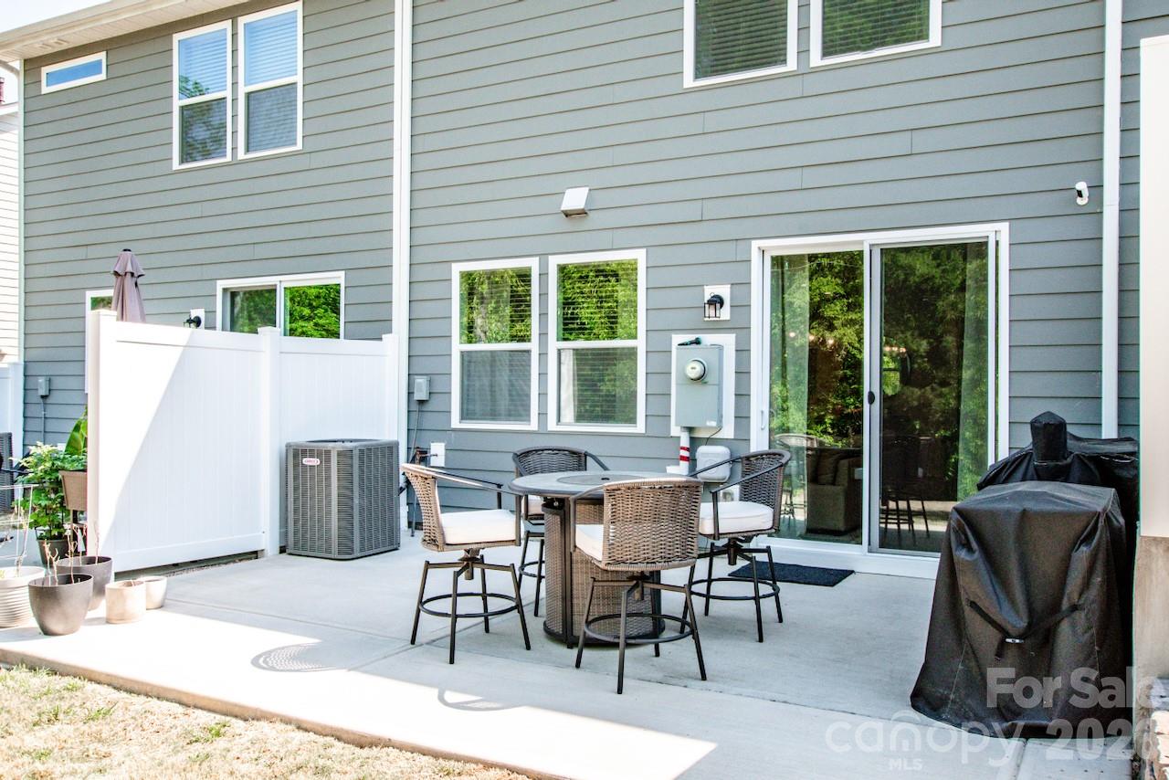 Magnolia Walk - Residential