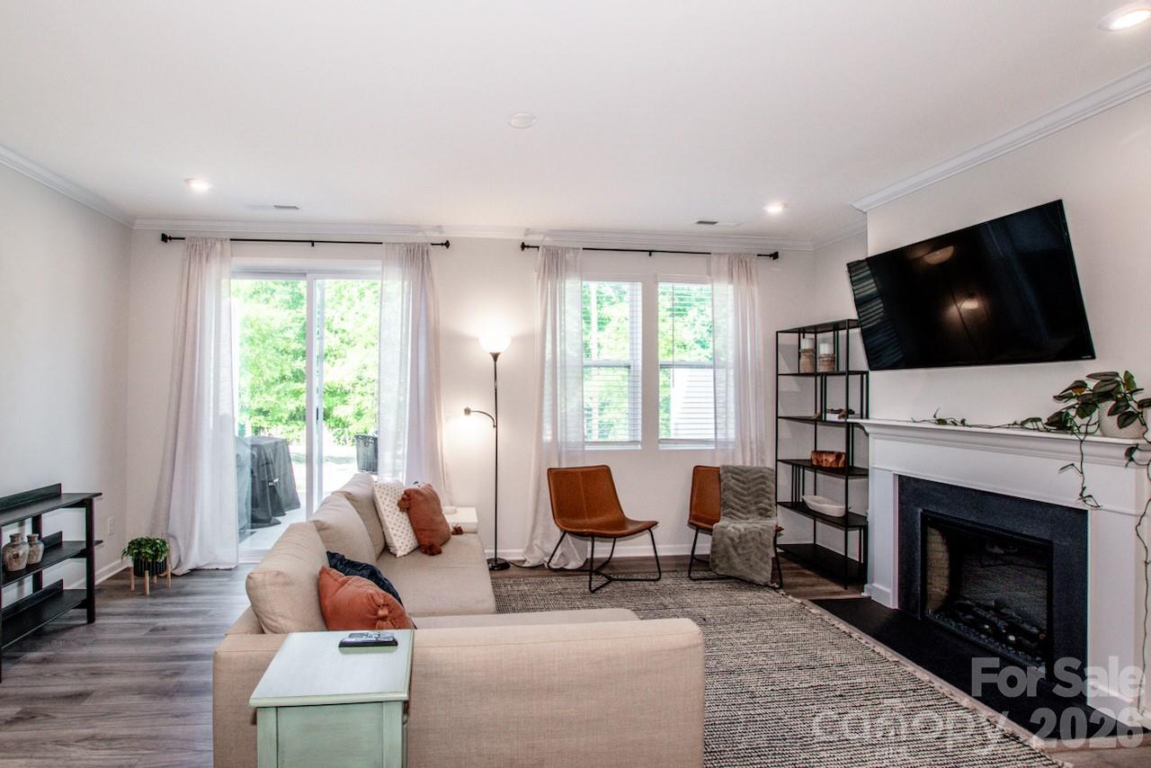 Magnolia Walk - Residential