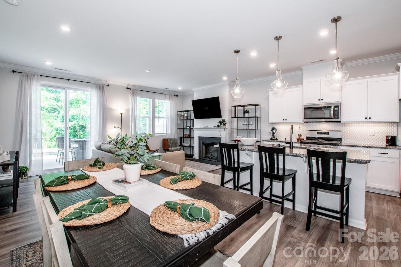 Magnolia Walk - Residential