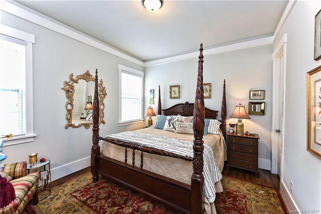 Riverwalk - Residential Lease