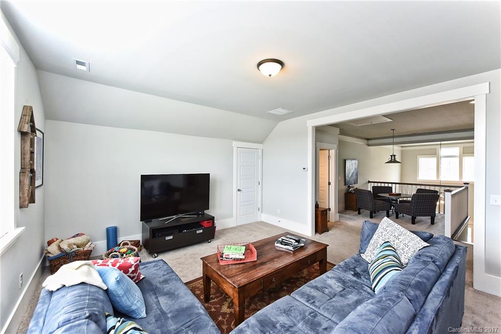 Riverwalk - Residential Lease