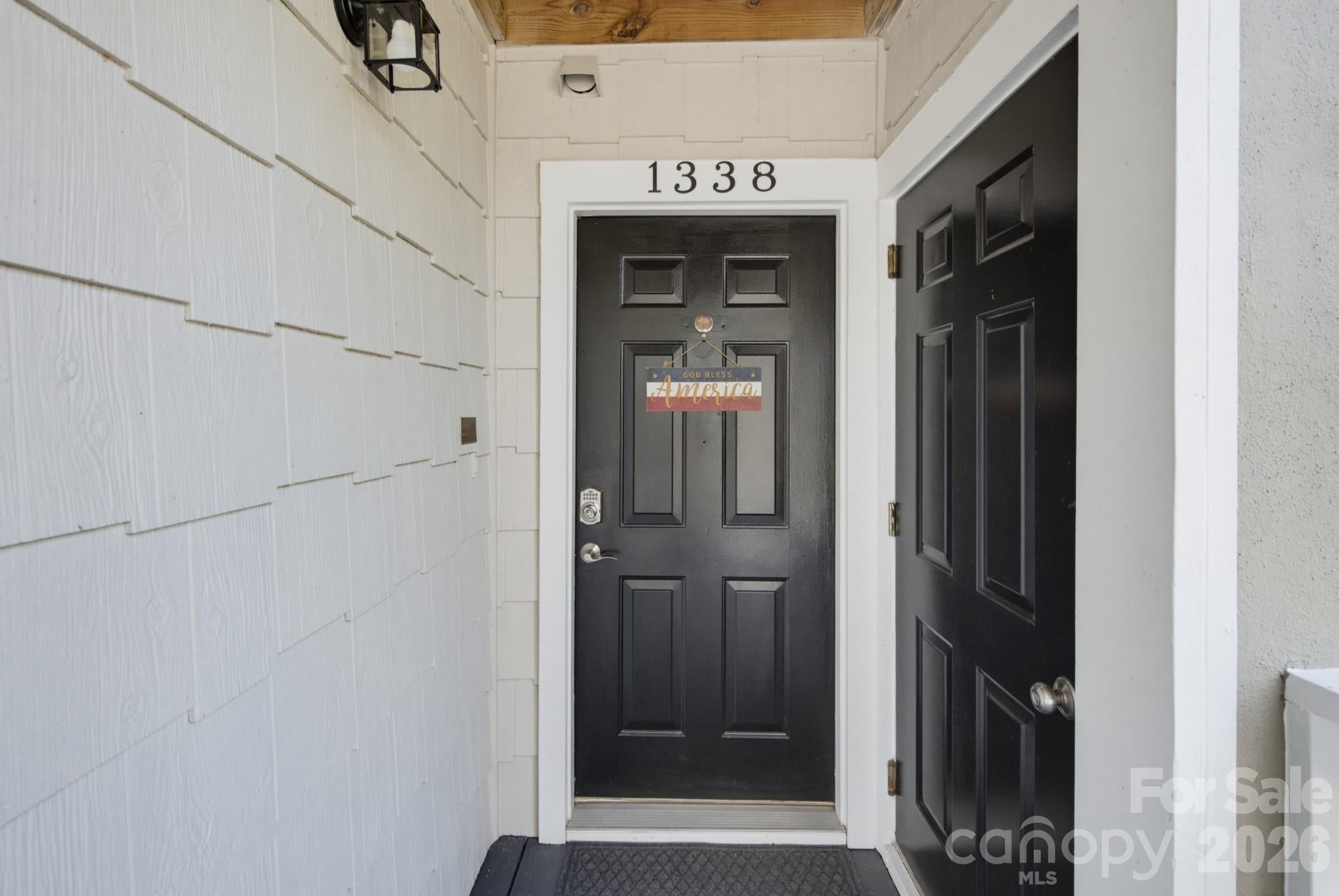 1338 Torrence Circle