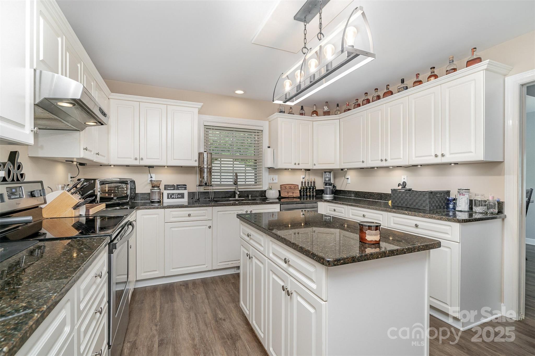 135 Oak Creek Drive