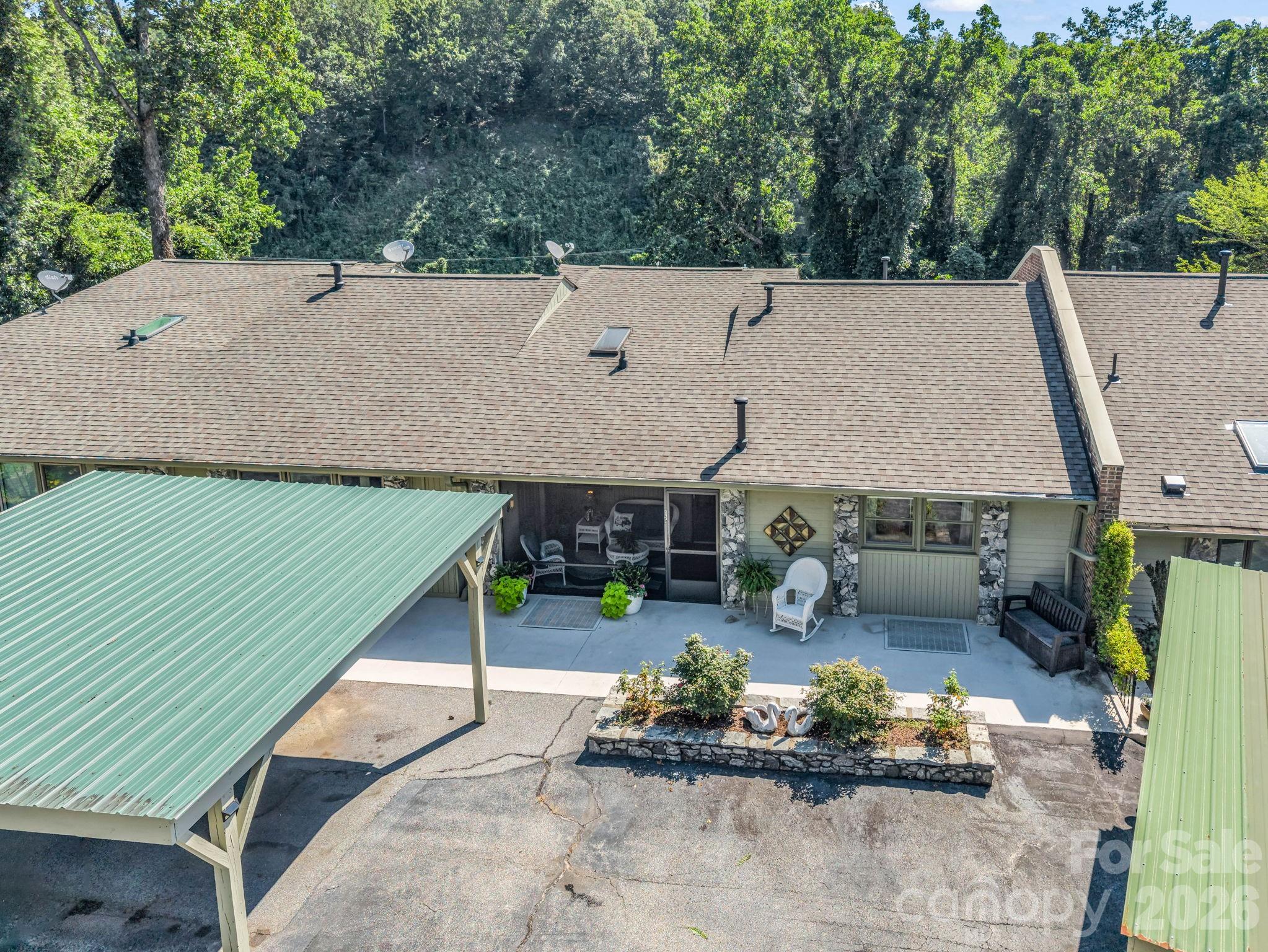 251 Carolina Drive 10A