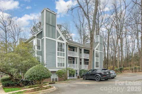 Photo of 2512 Cranbrook Lane, Charlotte, NC 28207 (MLS # 4410190)