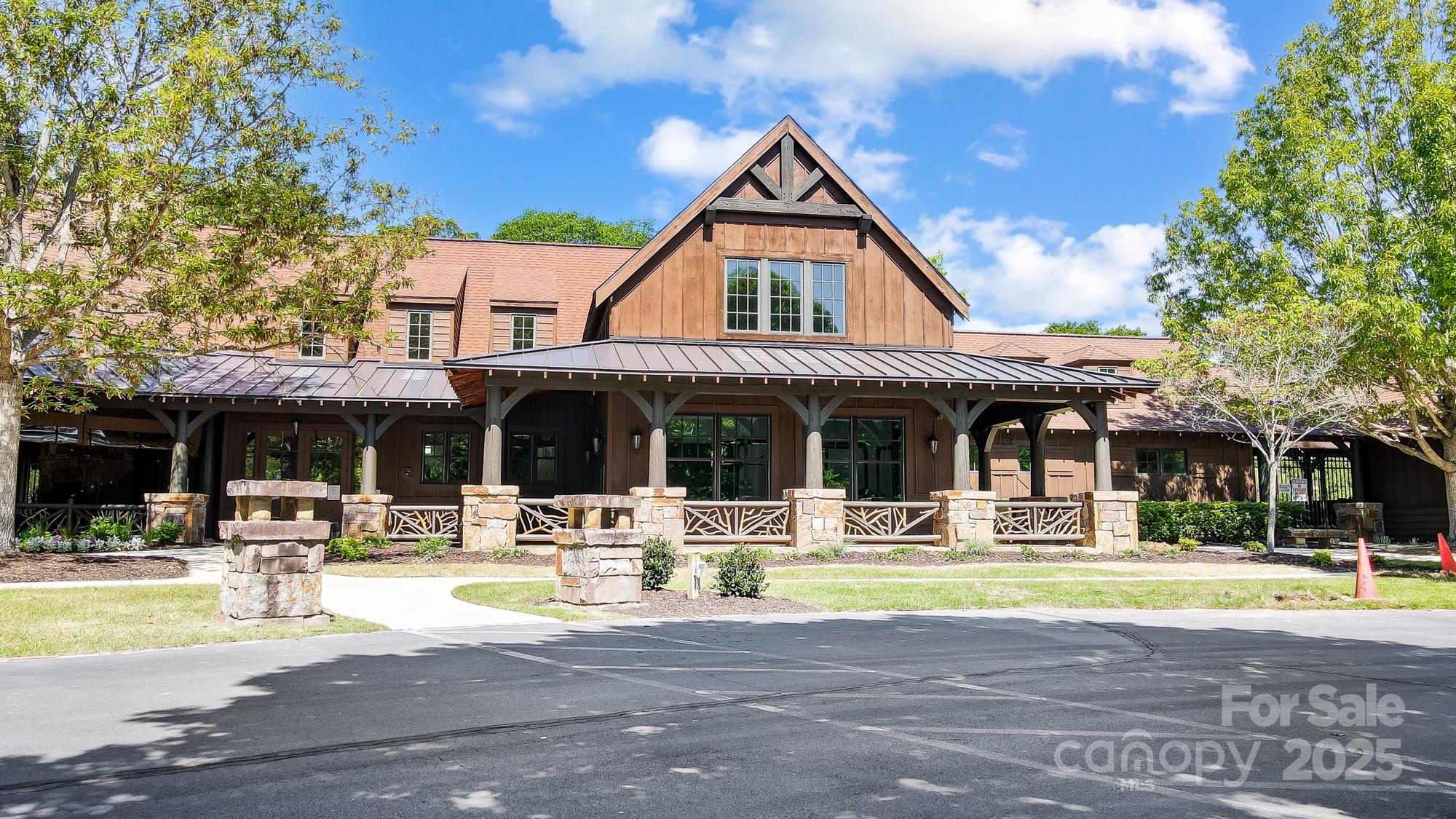 10629 Island Point Road