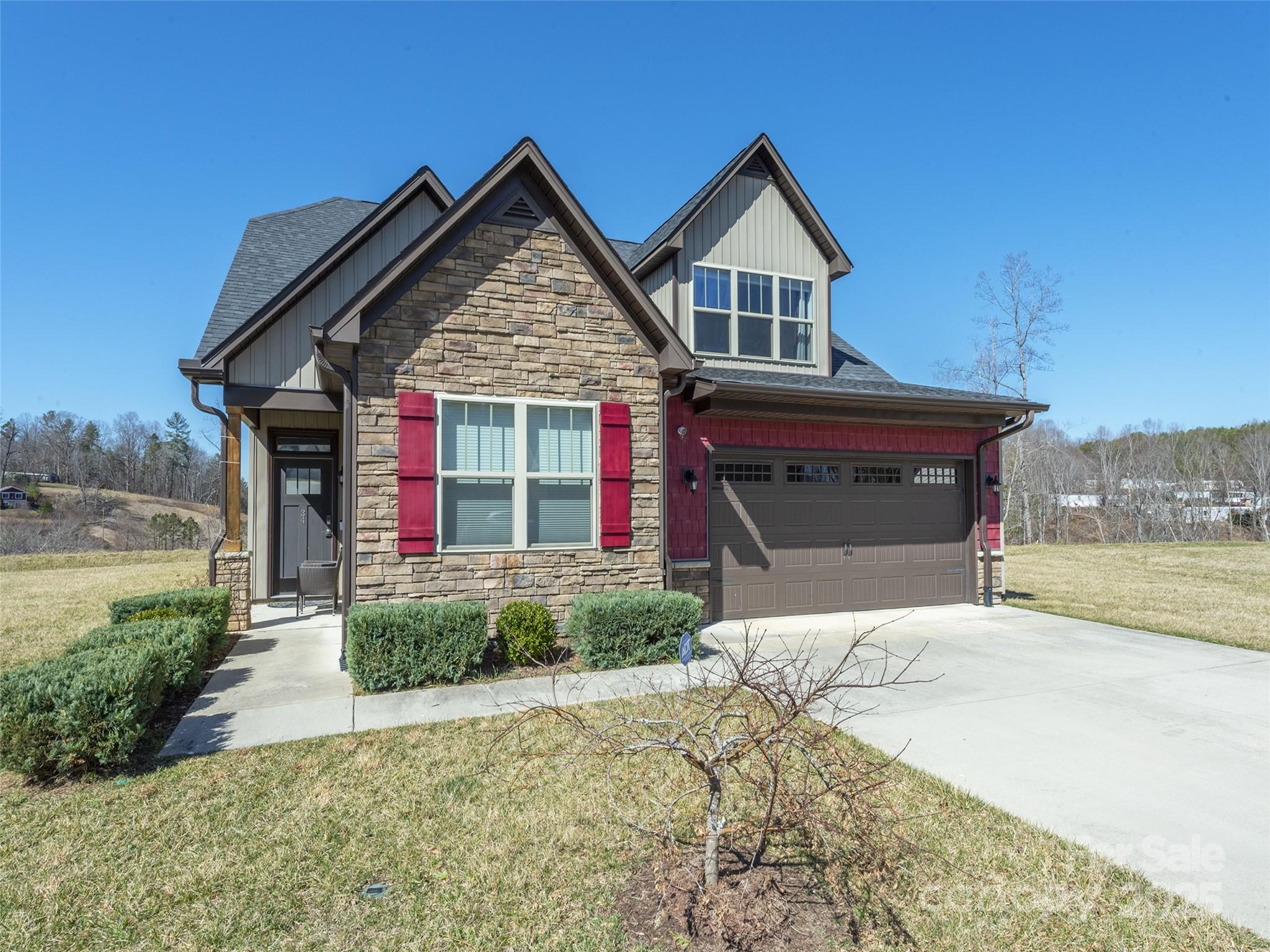 34 Checkerberry Court