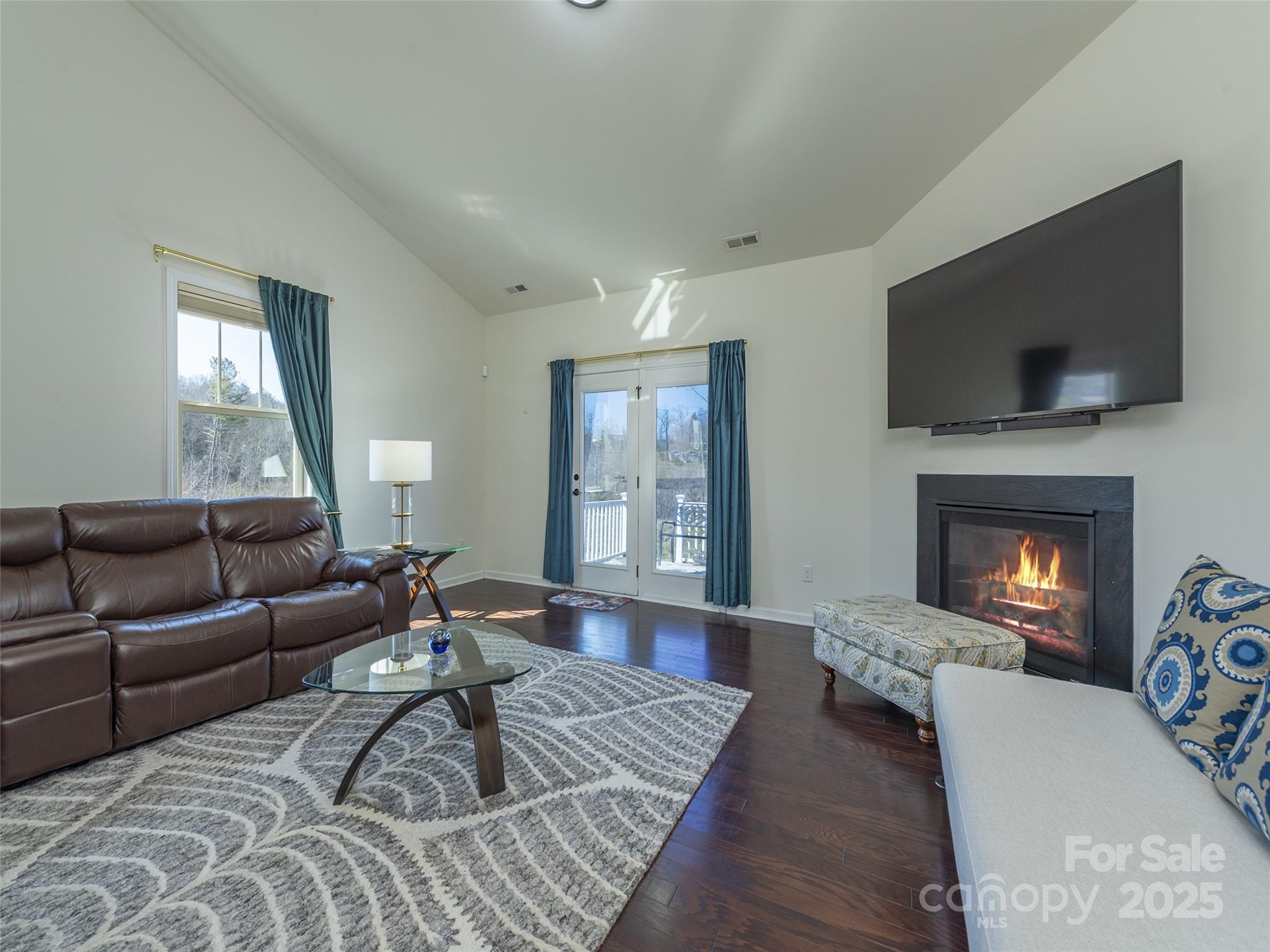 34 Checkerberry Court