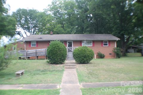 Photo of 621 Westside Terrace, Davidson, NC 28036 (MLS # 4403116)