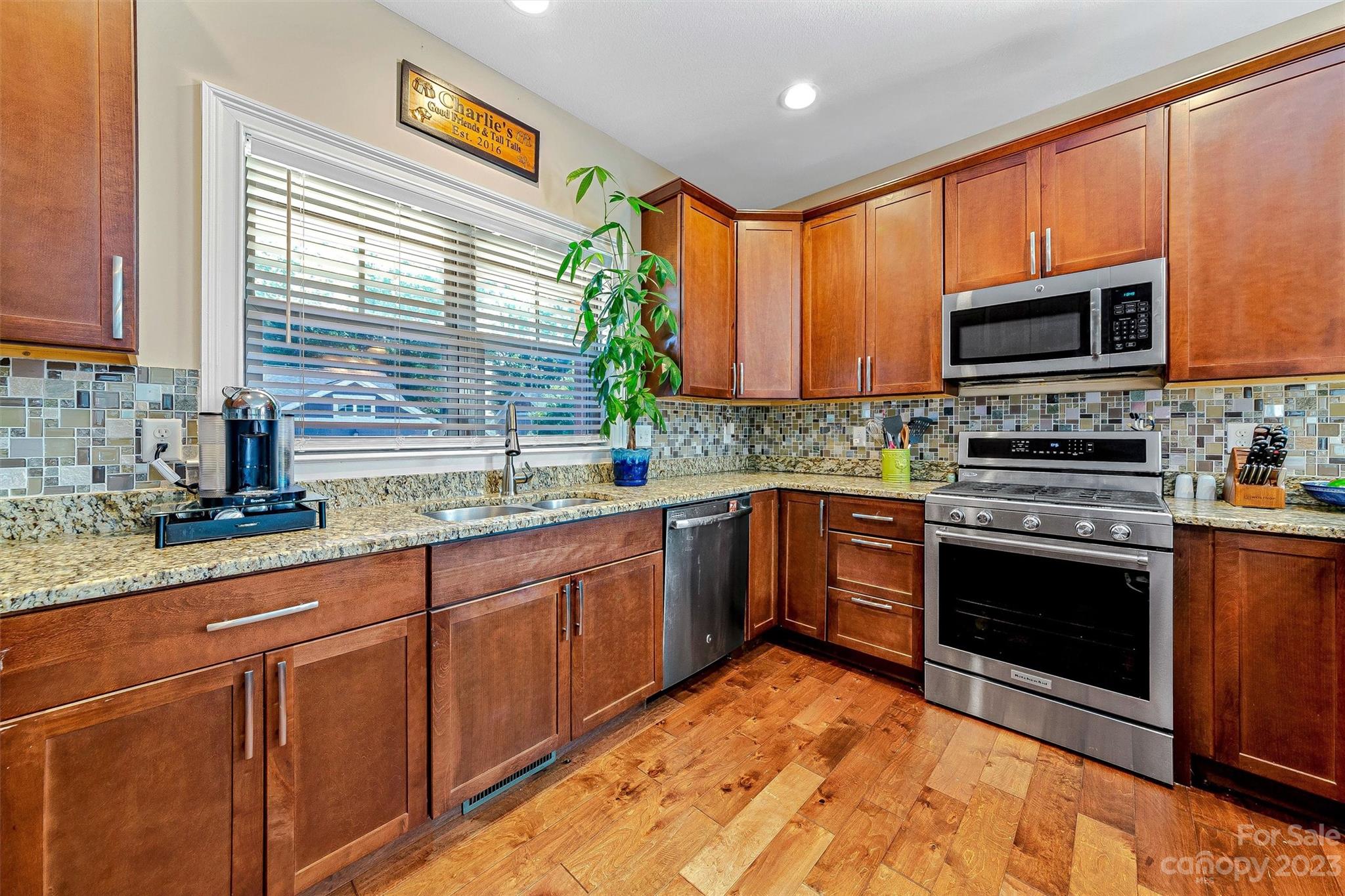 Cottages at Glenn Oaks - Residential