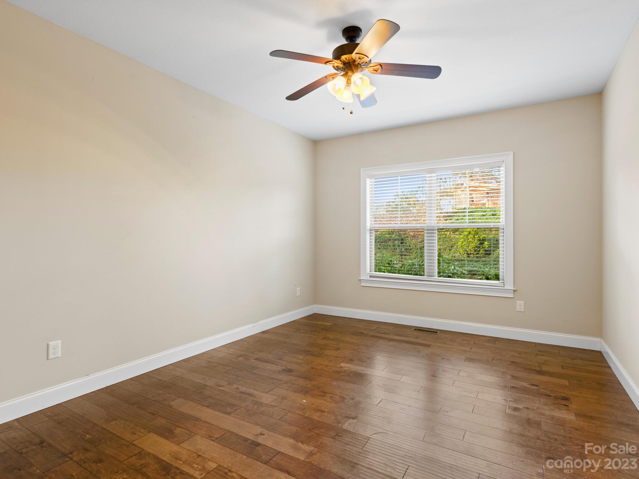 Cottages at Glenn Oaks - Residential