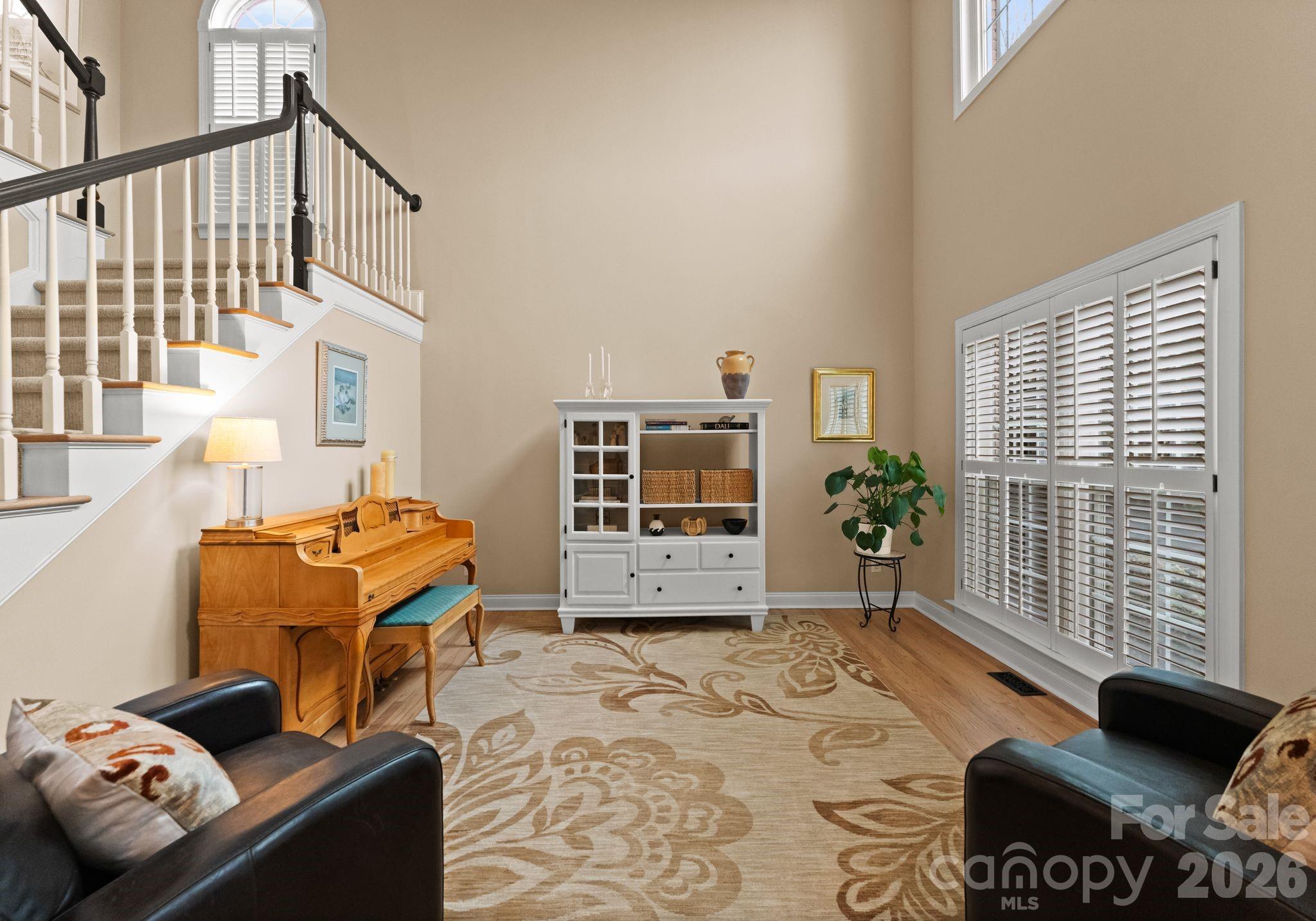 10012 Paradise Ridge Road