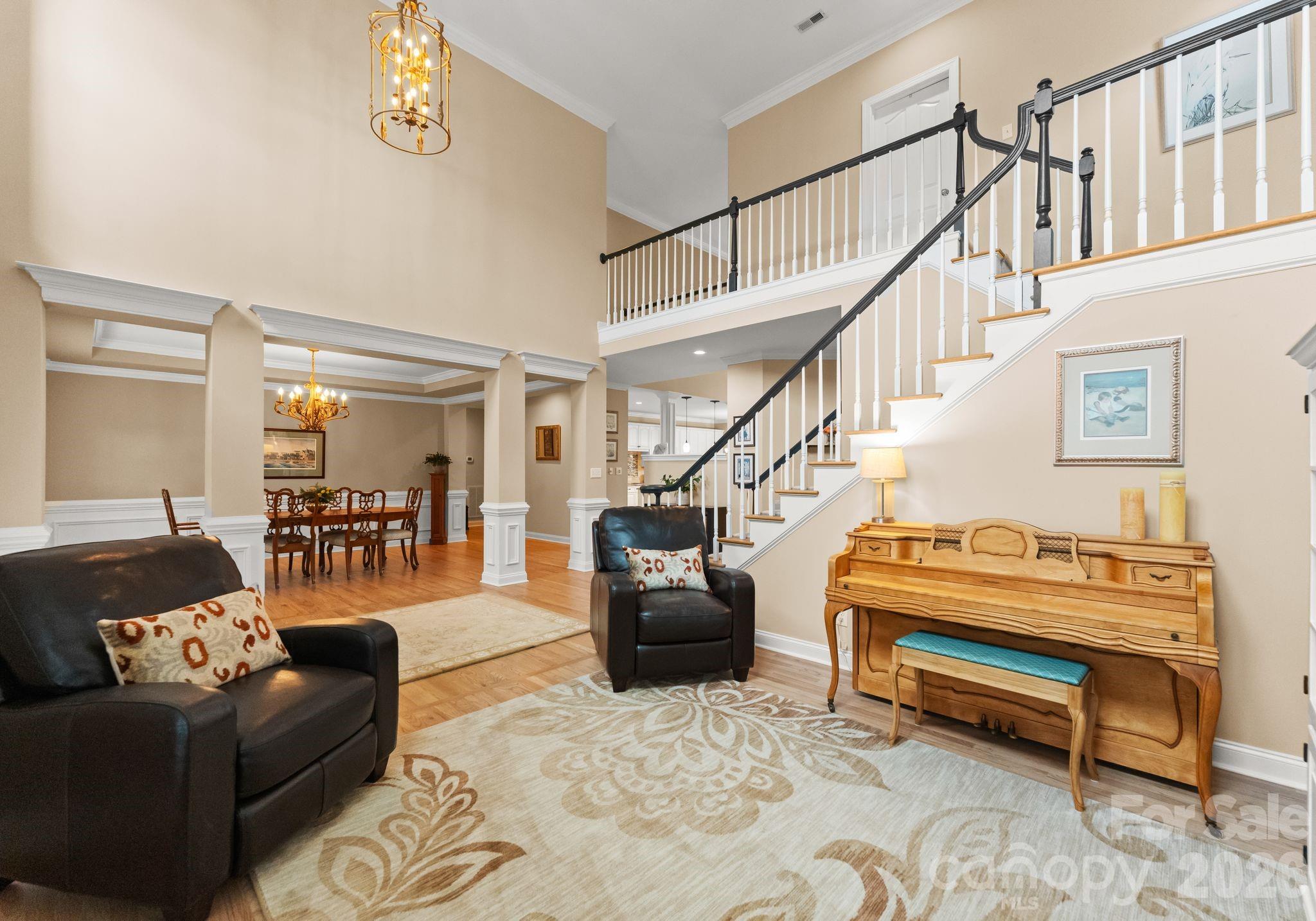 10012 Paradise Ridge Road