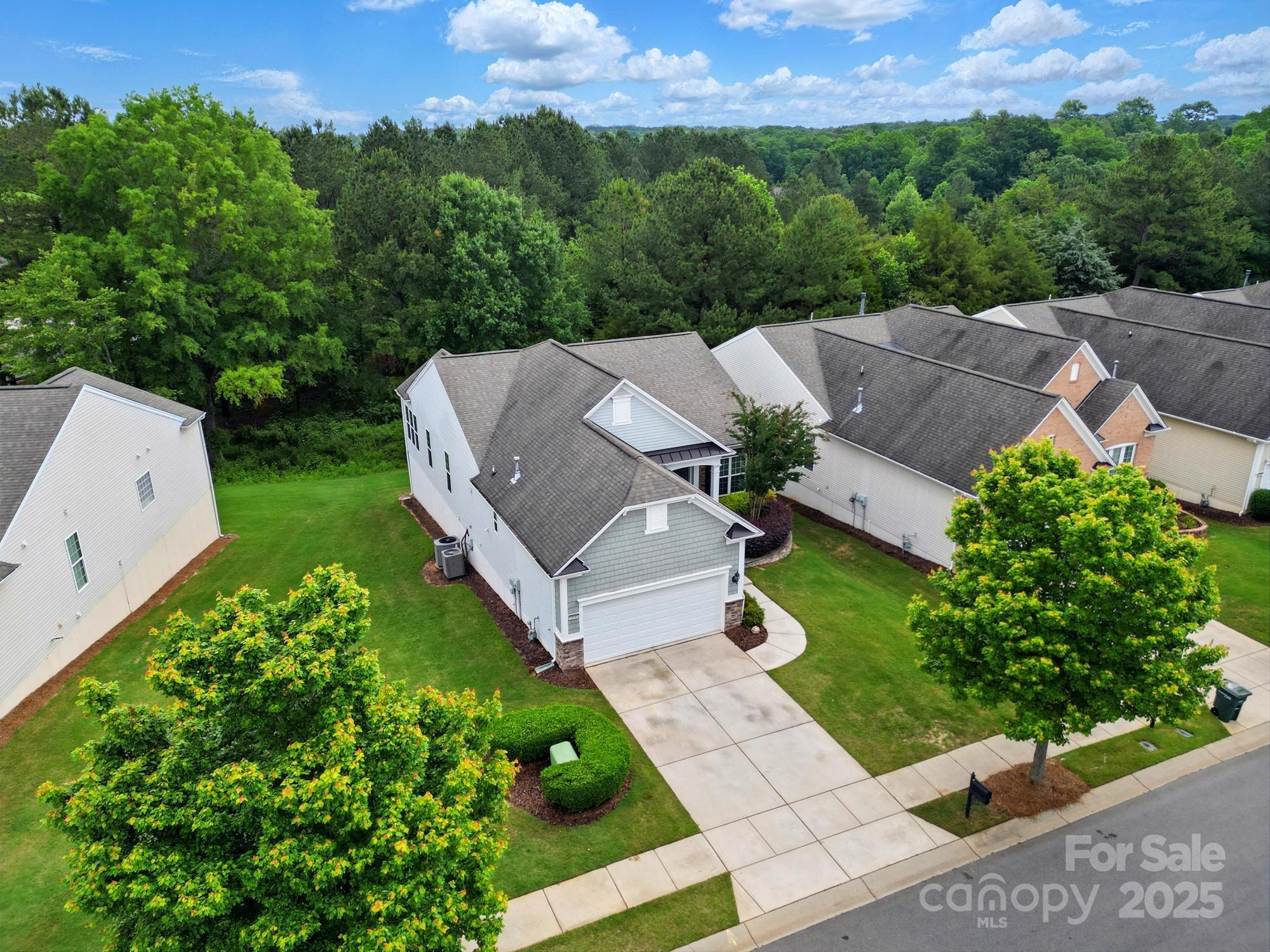 1030 Pinehurst Lane