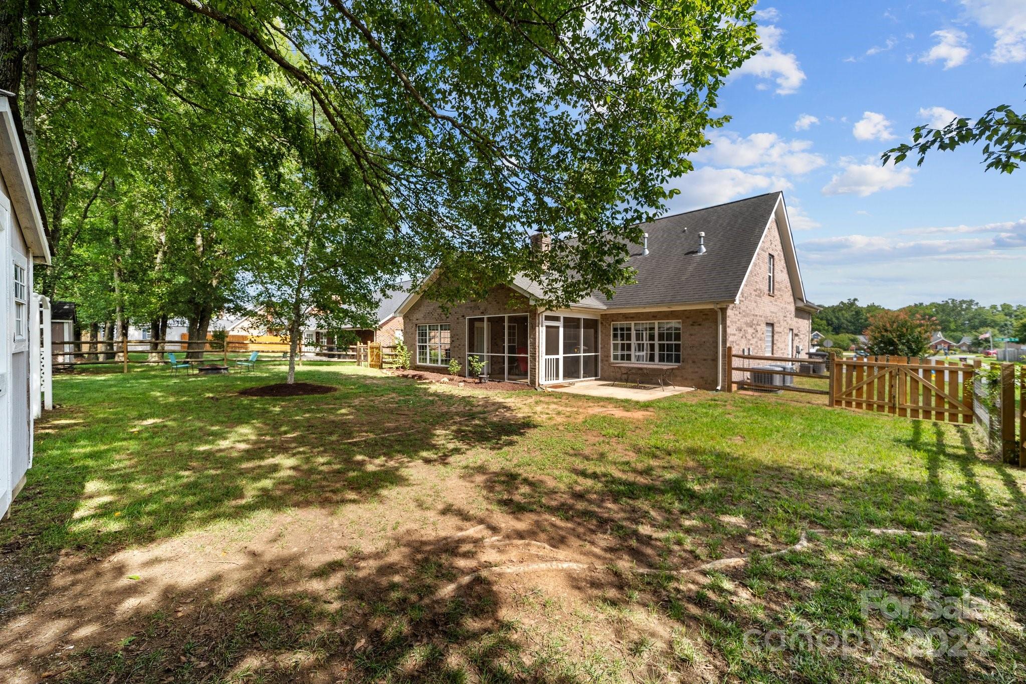 Yates Meadow - Residential