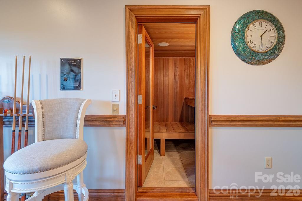 Waterford Lakes - Residential