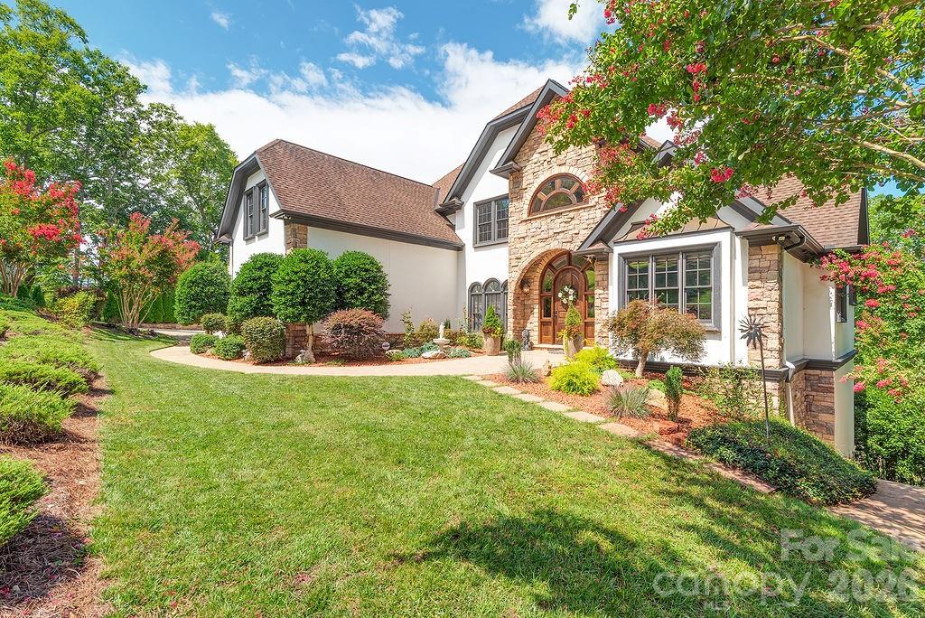 Waterford Lakes - Residential