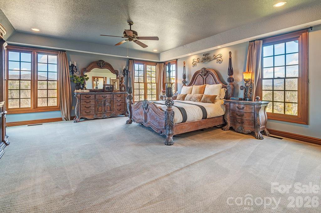 Waterford Lakes - Residential