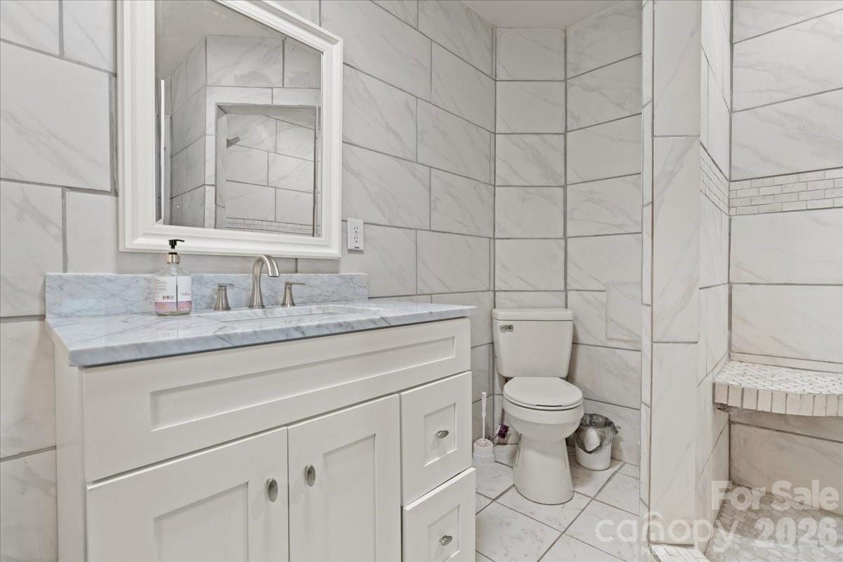 Lakeside - Residential