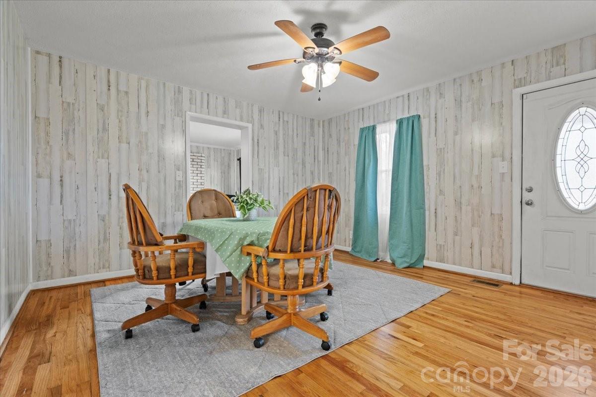 Lakeside - Residential