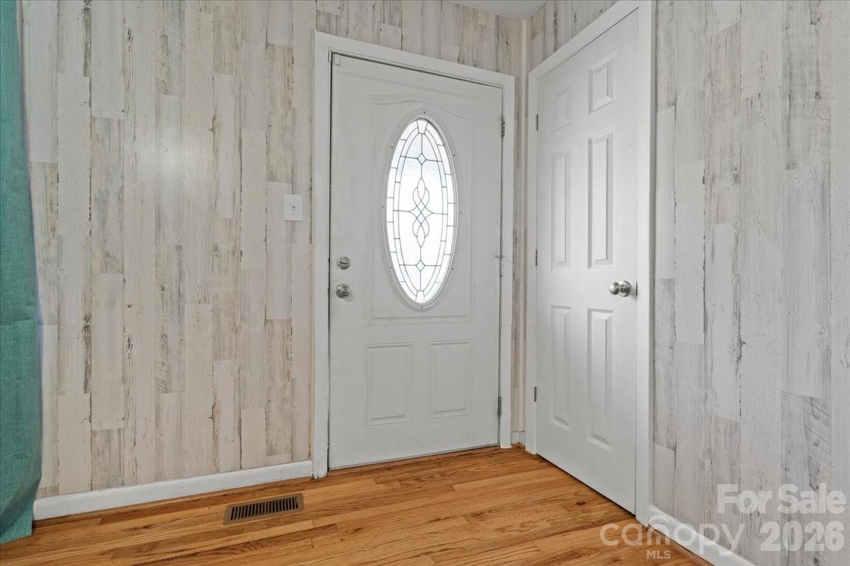 Lakeside - Residential