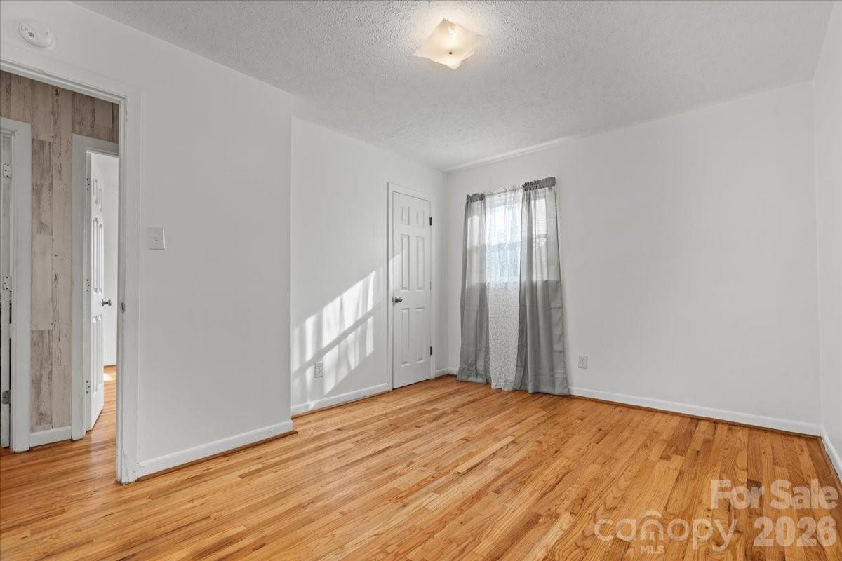 Lakeside - Residential