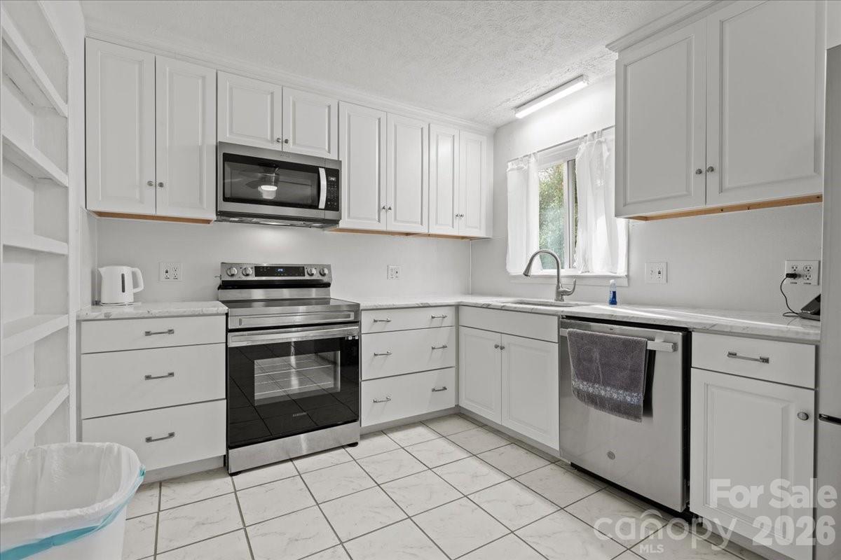 Lakeside - Residential