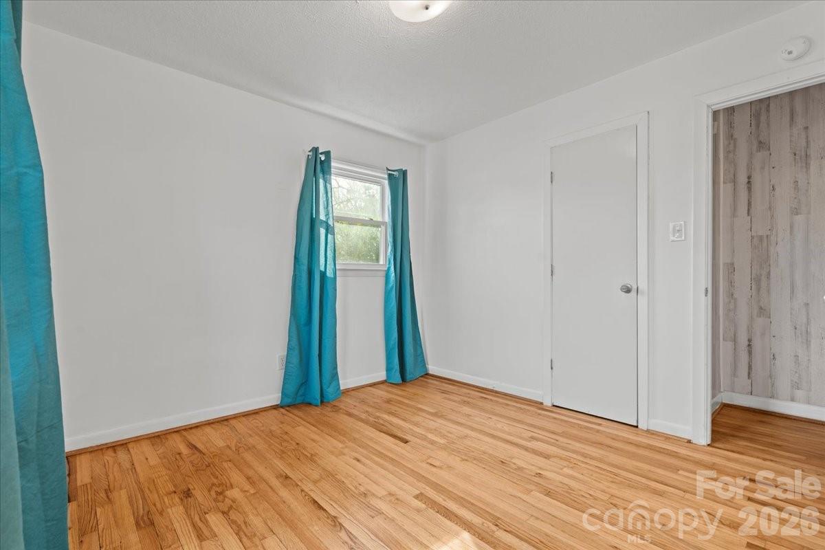 Lakeside - Residential