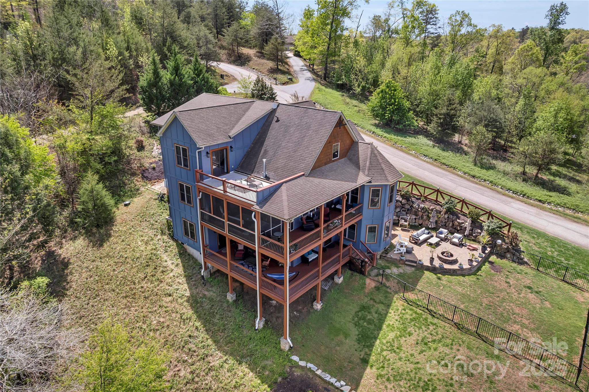 334 Willow Top Lane