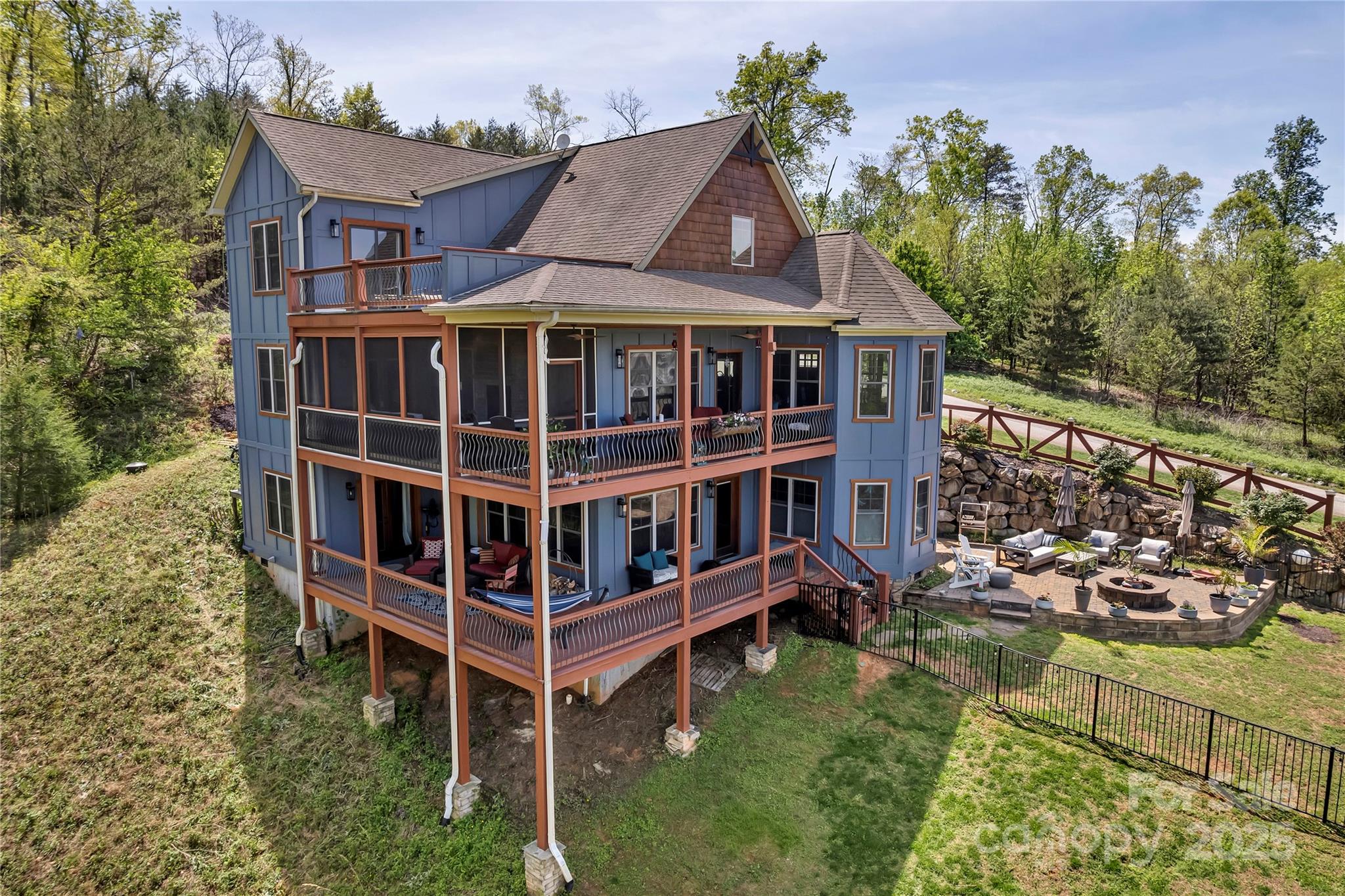 334 Willow Top Lane