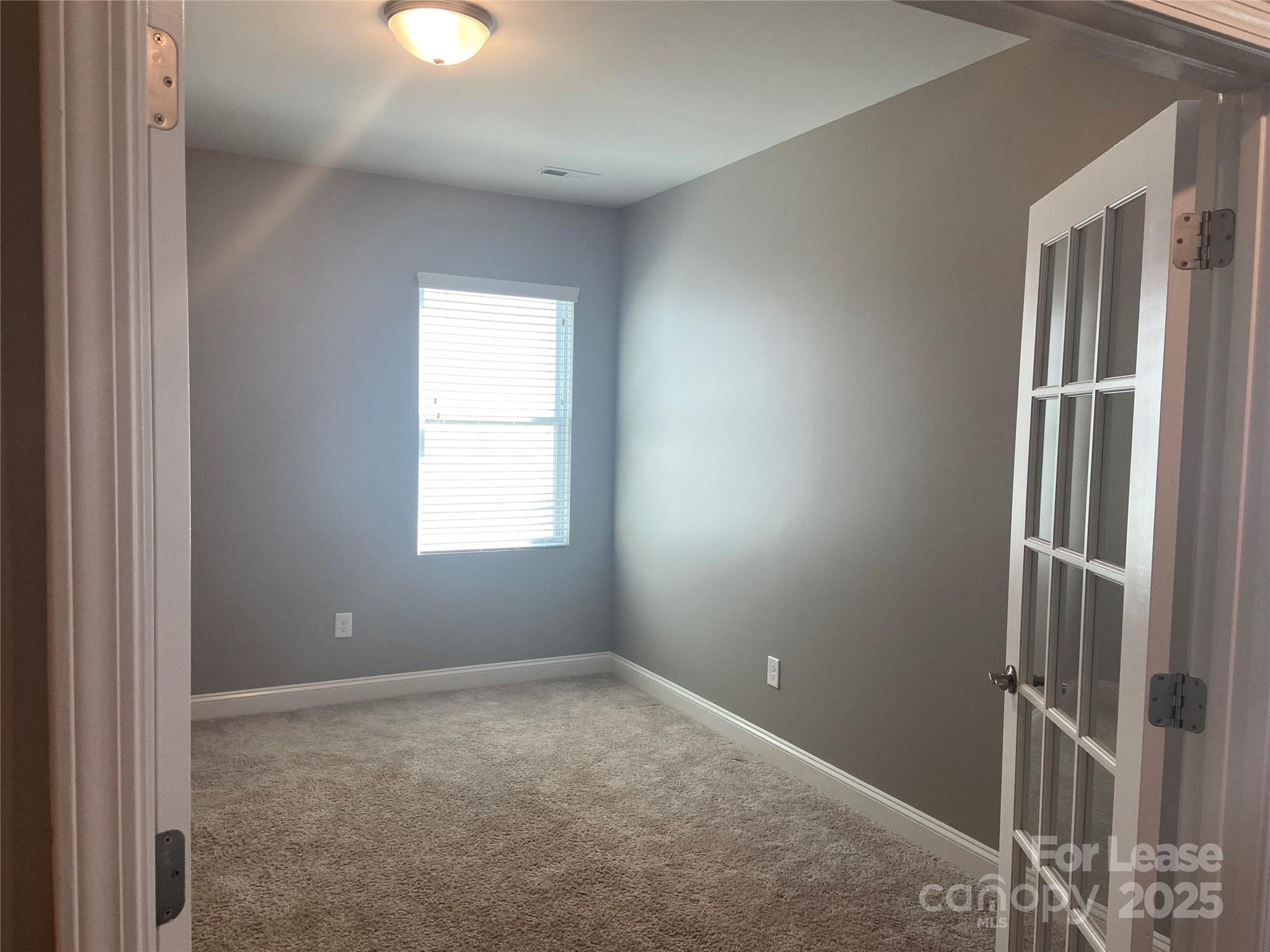 Grove Manor - Residential Lease