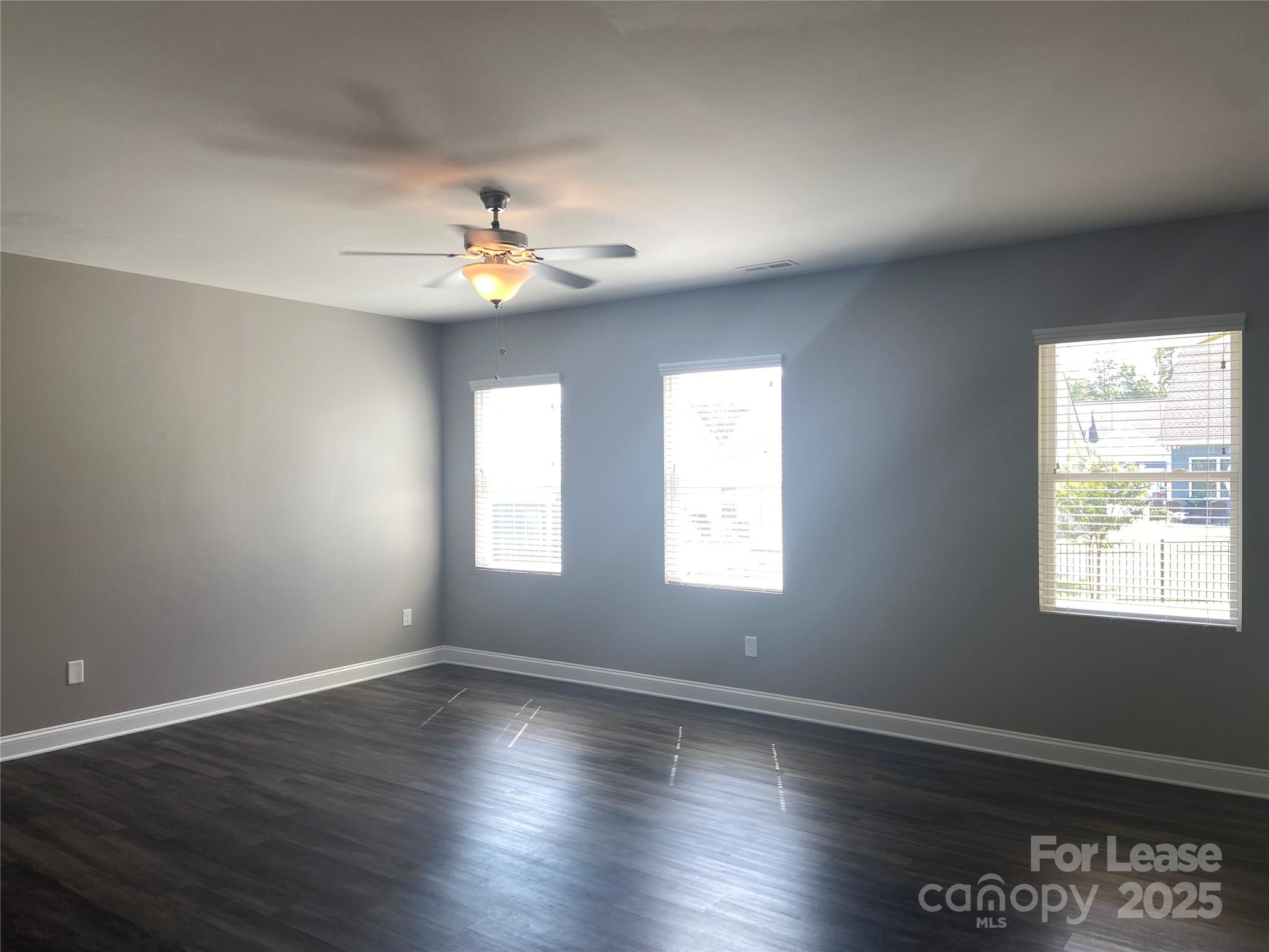 Grove Manor - Residential Lease