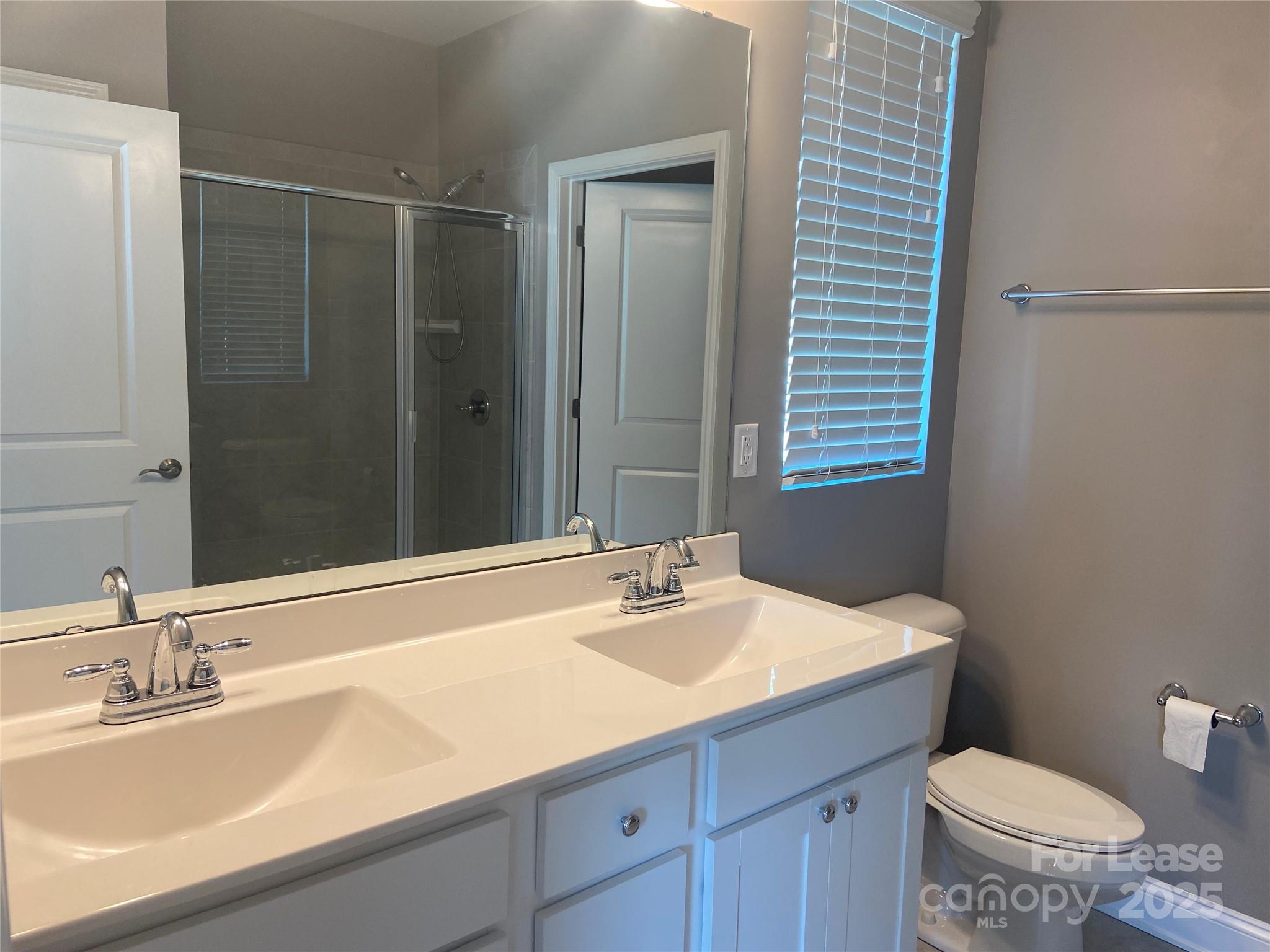 Grove Manor - Residential Lease