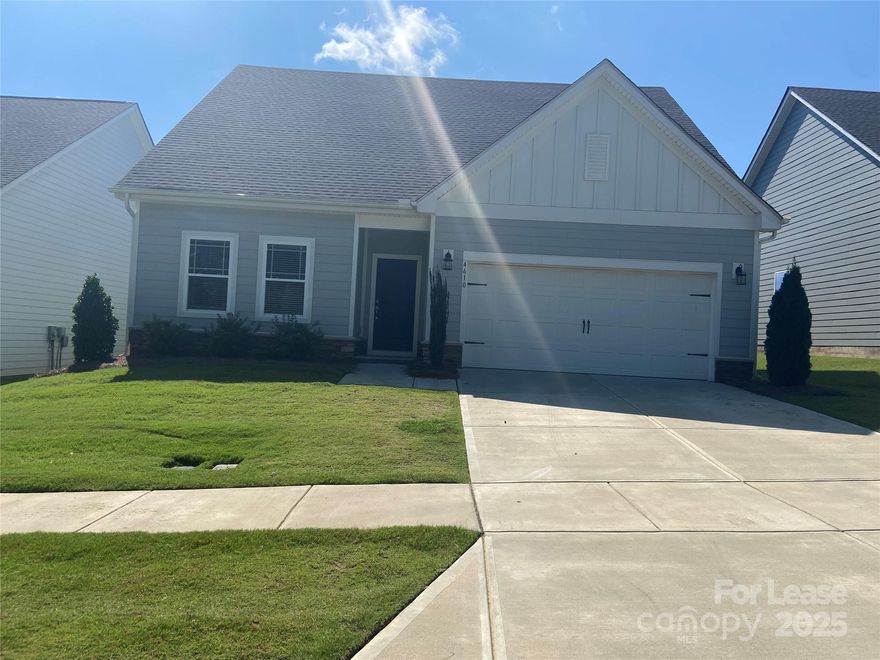 Don't miss this "Like - New" Ranch home in the desirable Grove Manor neighborhood. This 2-bedroom home also has a flex room that can be used as a dining room, playroom, or office. A washer & dryer is included. There is a large patio with a covered overhang and a fully fenced yard. All Yard maintenance is provided by the HOA!
This home is in close proximity to Downtown Waxhaw, shopping and restaurants! There is a community clubhouse with a fitness room, sports court, and walking trails!