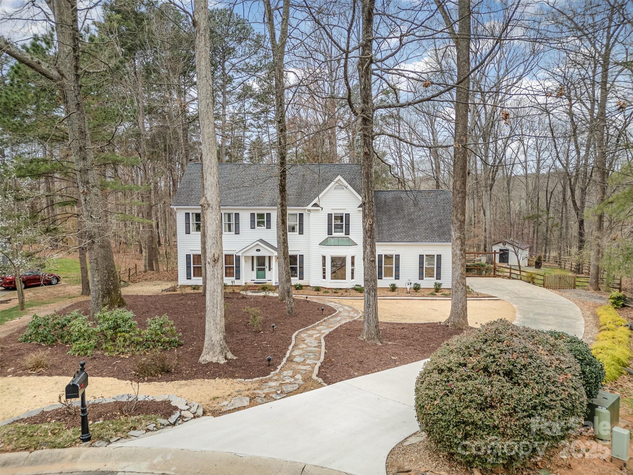 125 High Sail Court