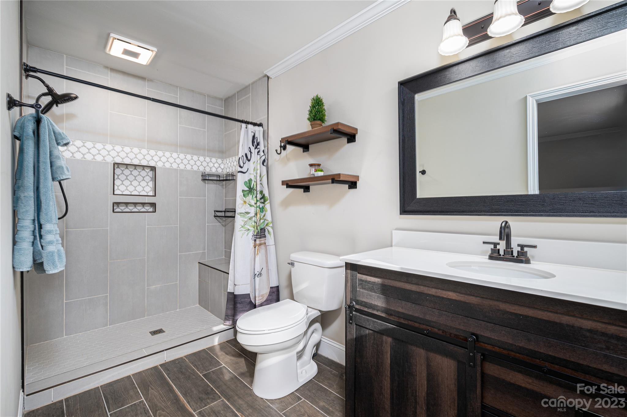 Leewood Acres - Residential