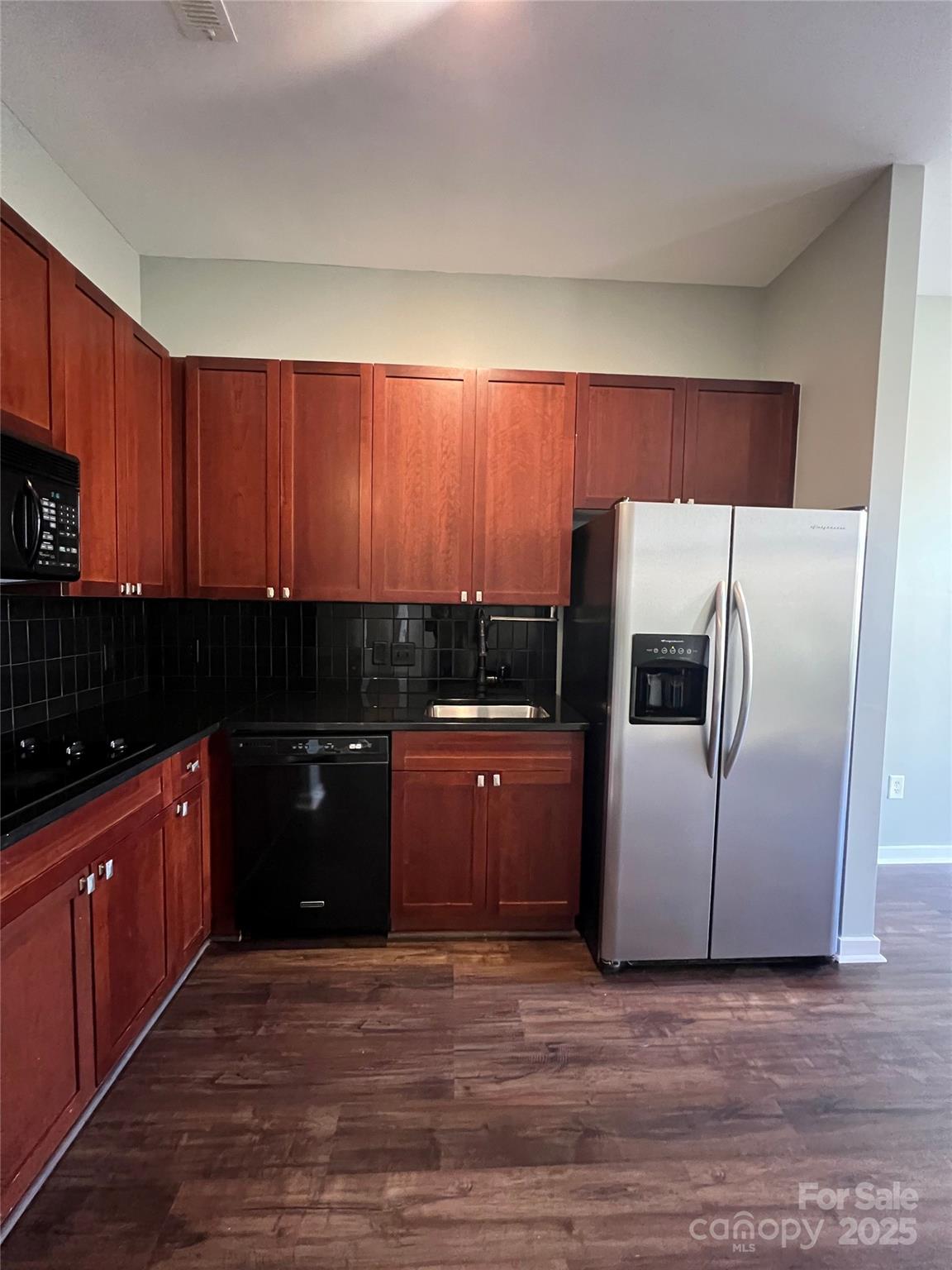 2125 Southend Drive 320