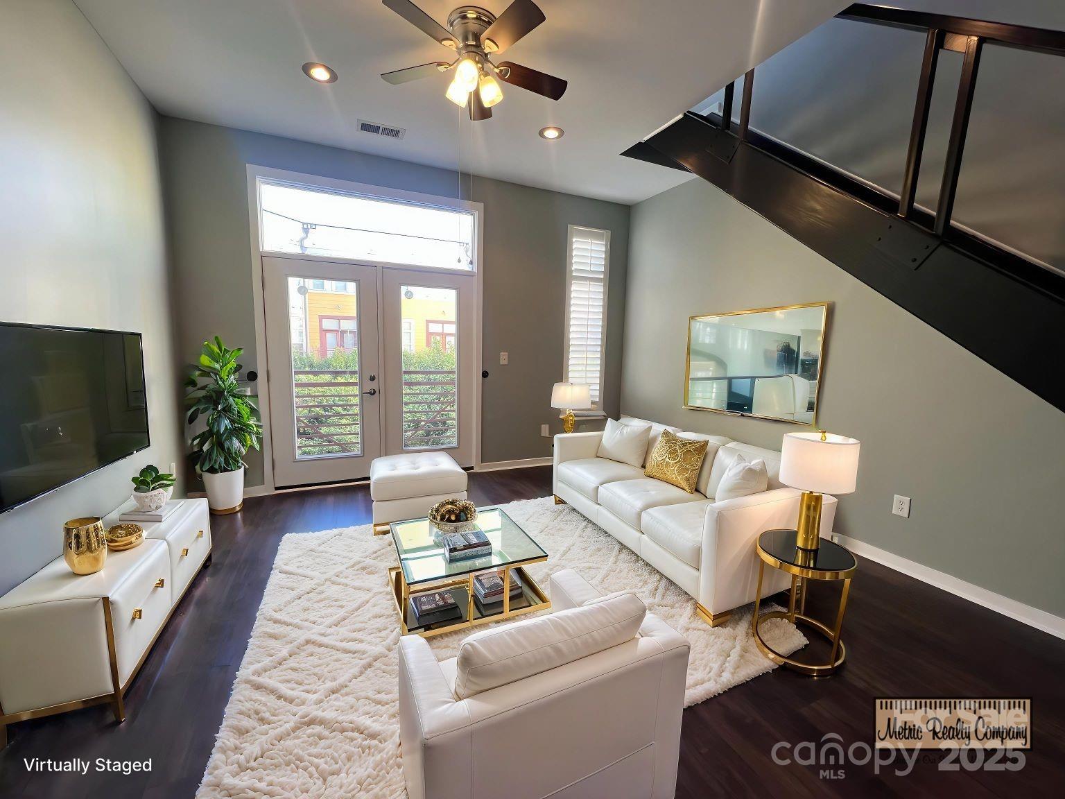 2125 Southend Drive 320