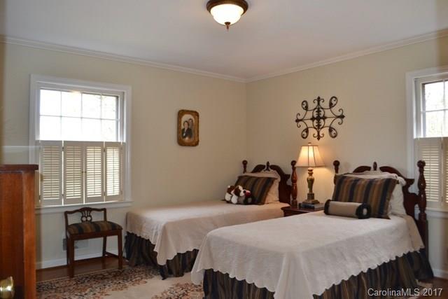 Pineview Lakes - Residential