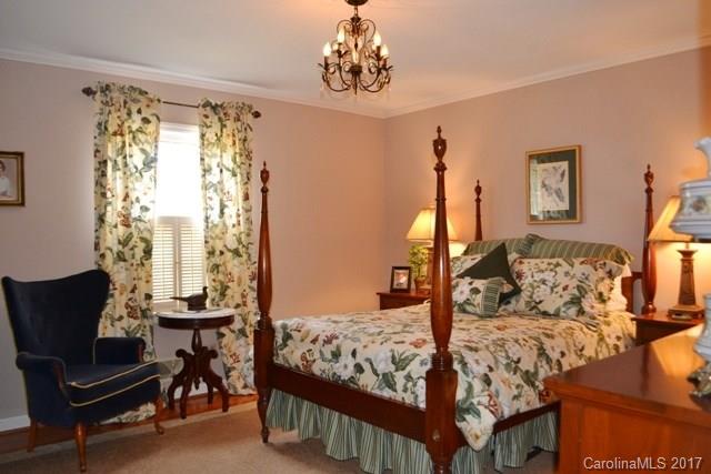 Pineview Lakes - Residential