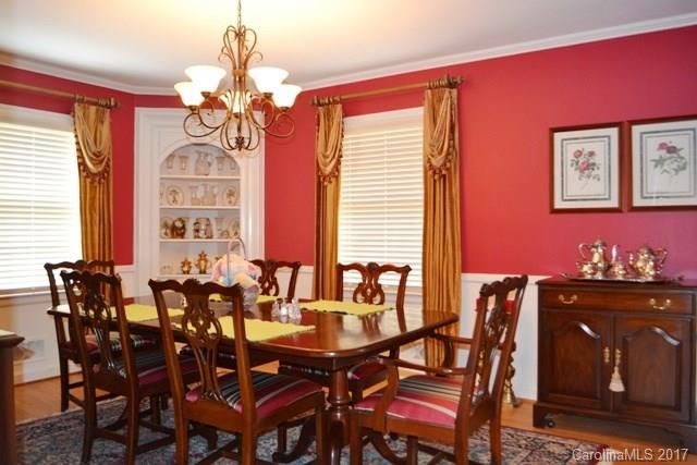 Pineview Lakes - Residential