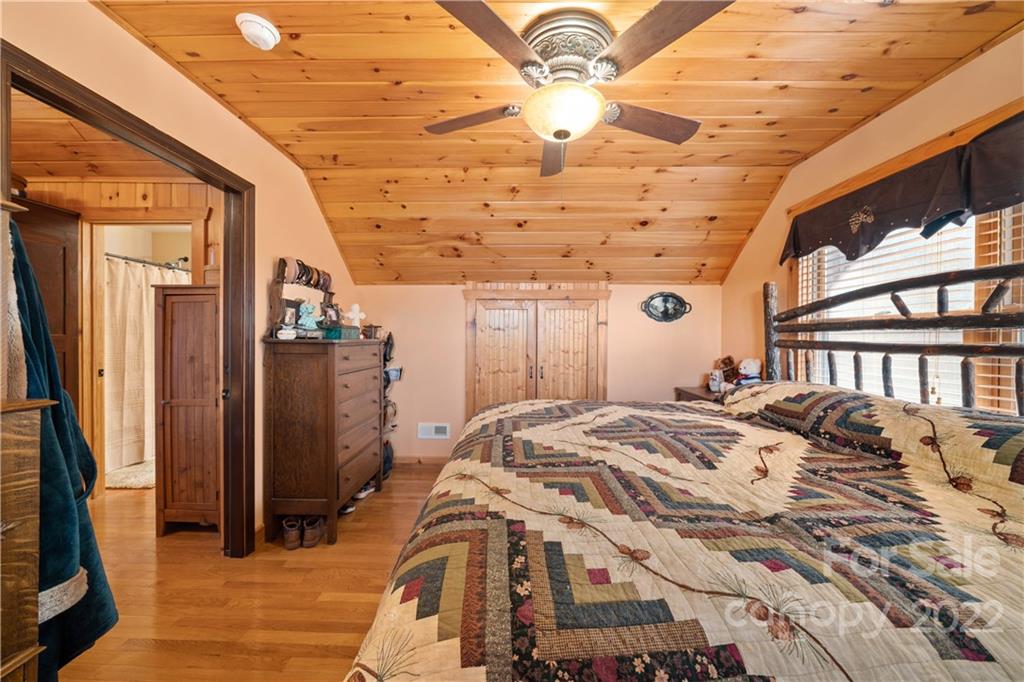 Pine Ridge - Residential