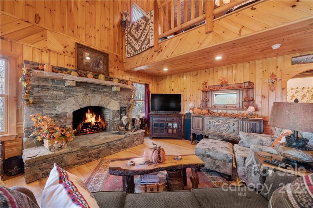 Pine Ridge - Residential