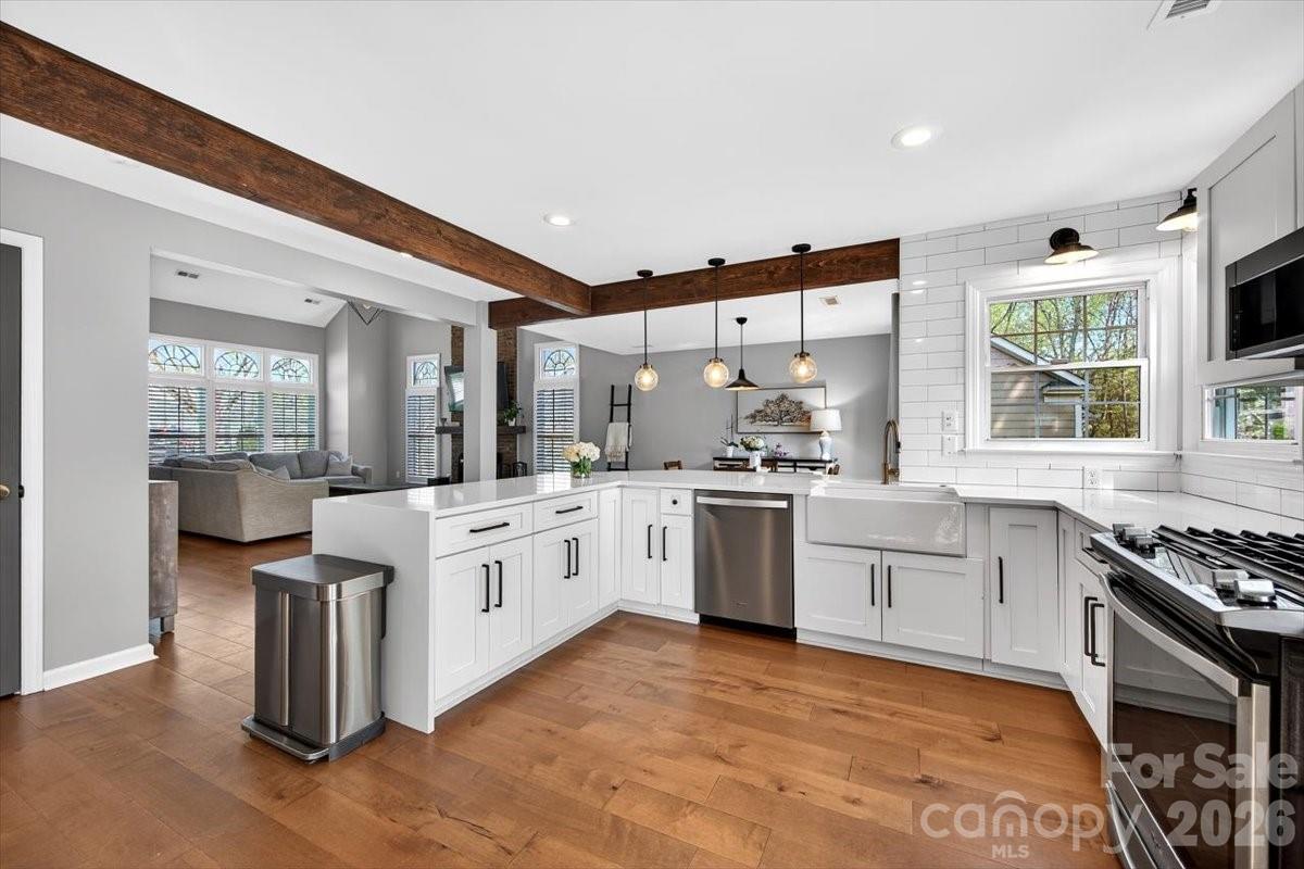 Cameron Wood - Residential