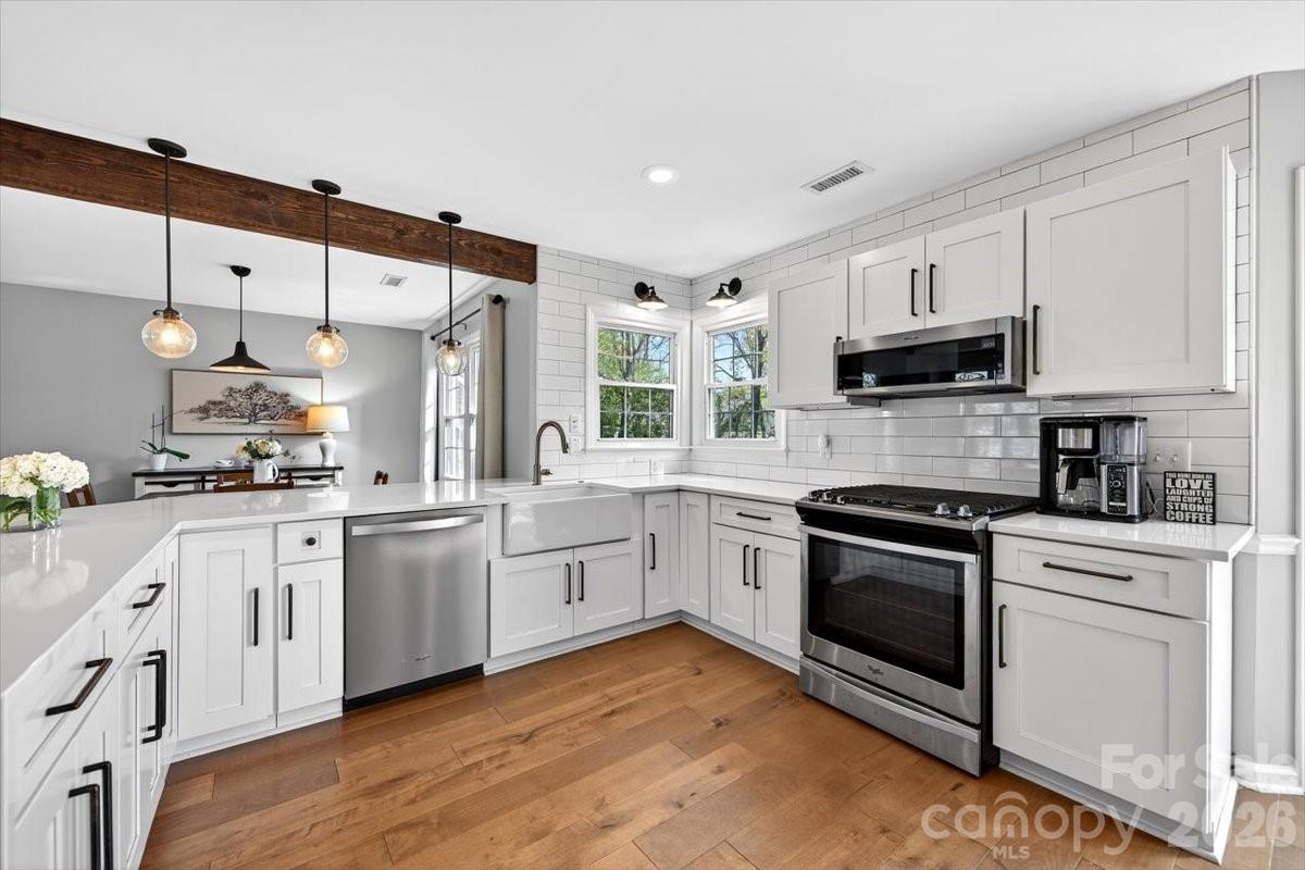 Cameron Wood - Residential