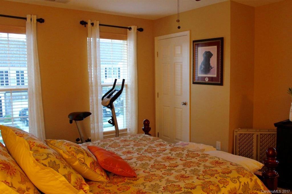 Autumn Cove At Lake Wylie - Residential